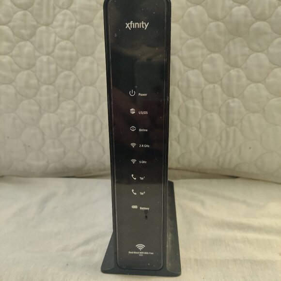 Comcast Xfinity WiFi modem Router - Picture 1 of 4